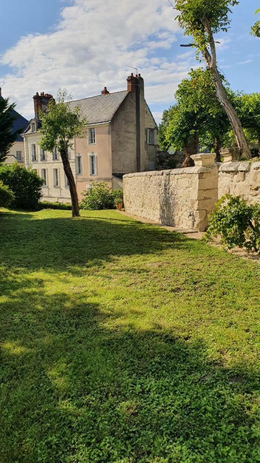 Hotel Les Destinées Chinon Exterior foto